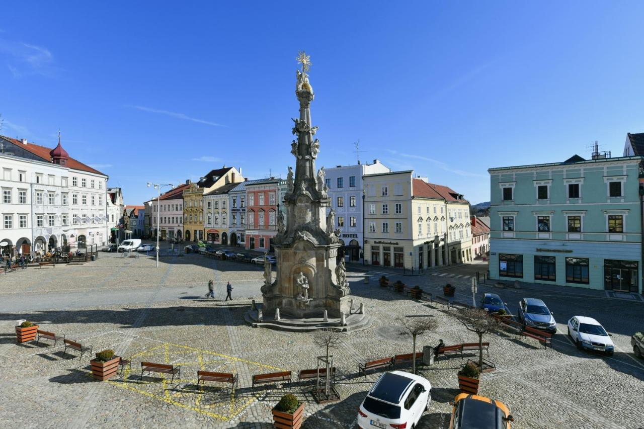 Apartmany Na Namesti 85 Jindřichŭv Hradec Exterior photo