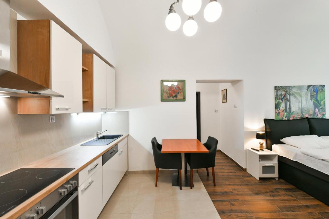 Apartmany Na Namesti 85 Jindřichŭv Hradec Exterior photo